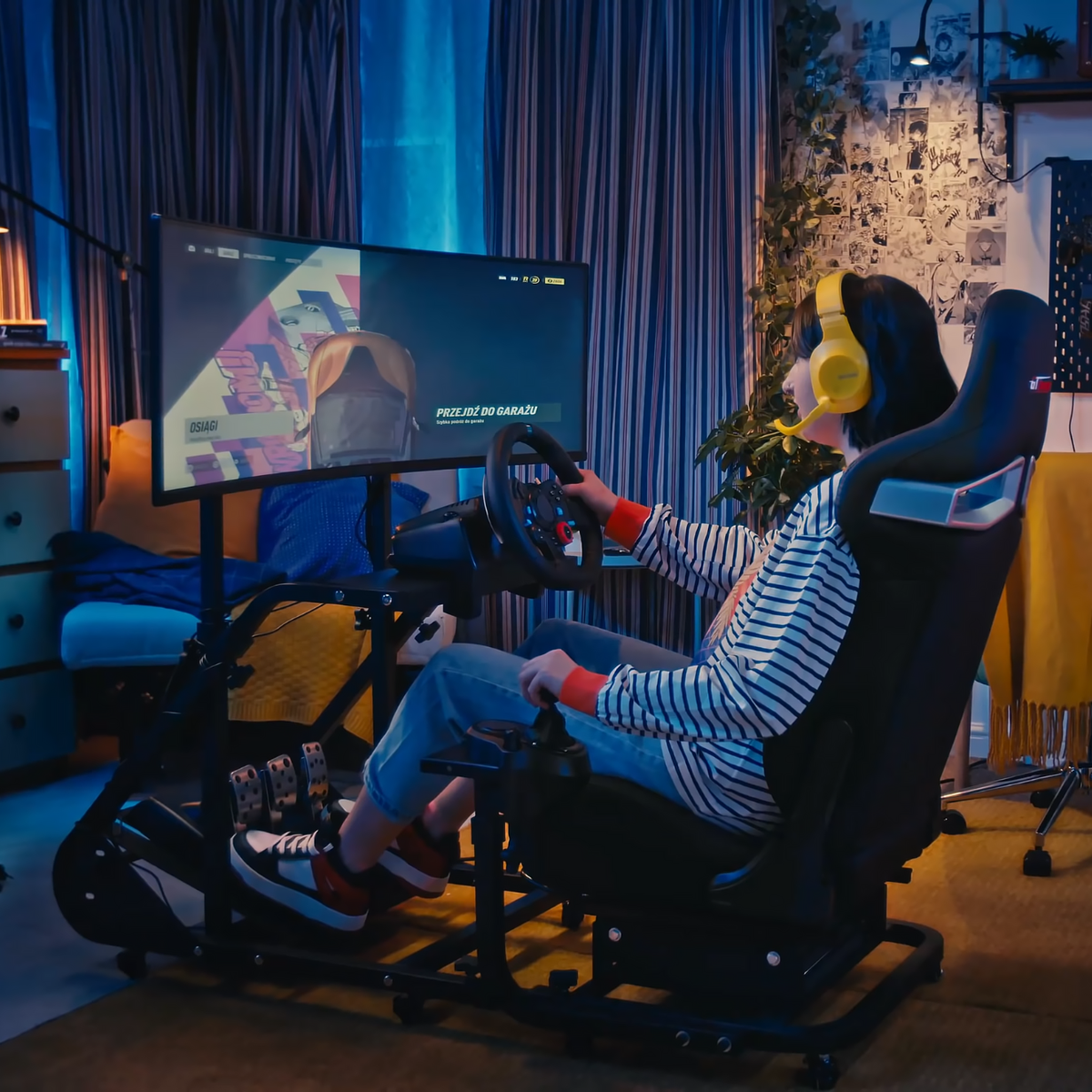 Sim Racing Cockpit Position Sim Racing Cockpits | Adjustable Racing Rigs and Setups | GT Omega ...